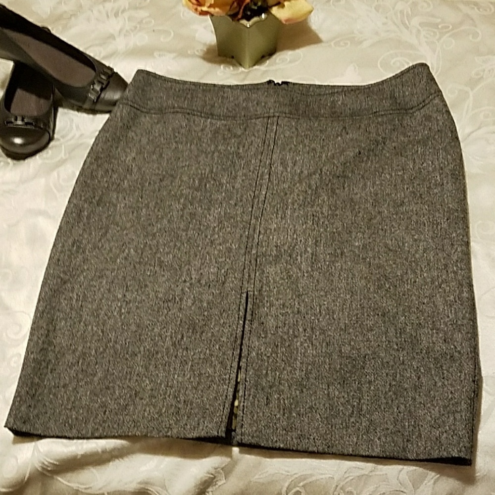 Express design studio skirt